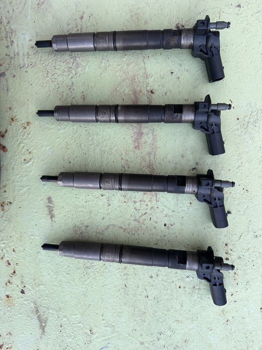 Дюзи VW Passat B6 2.0TDI 140hp 2010Година