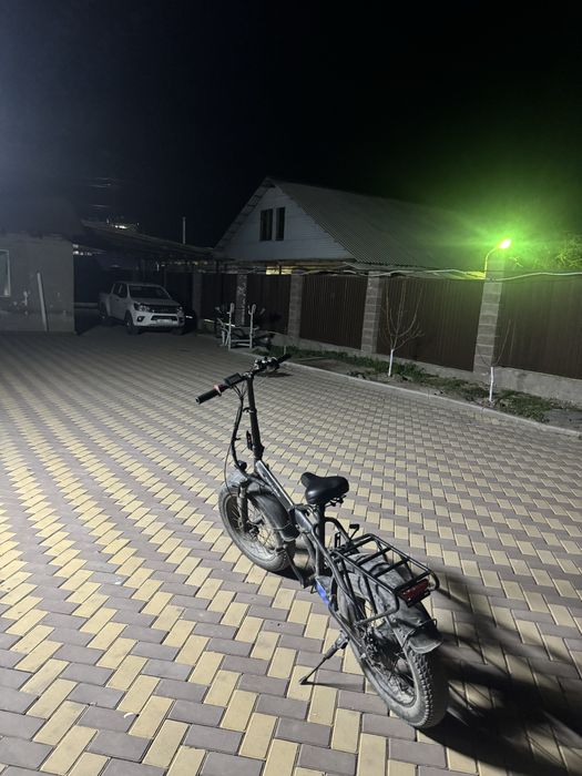 Пс 4про 2джостик100к электроный велик 1200 ват 100к