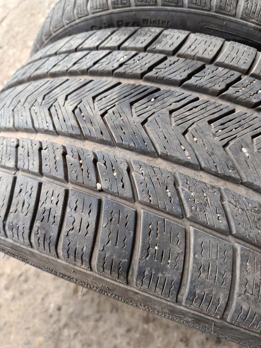 Зимни гуми -2023г.-19цола-245/35-1бр.-85лв."GRIPMAX"