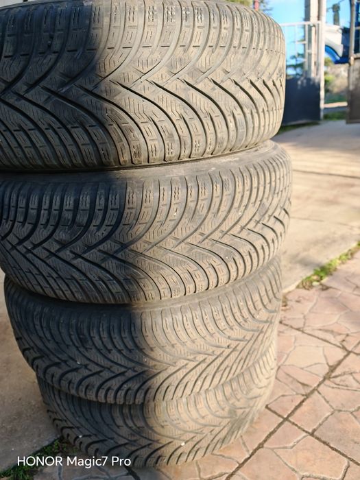 Зимни Гуми с Джанти 205/55/16