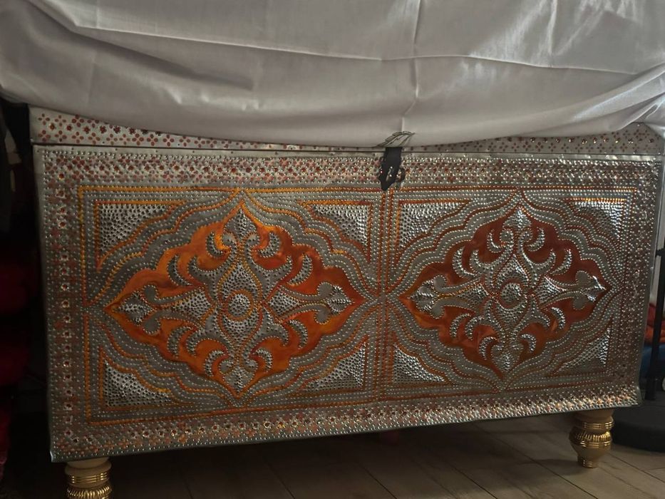 Sanduq sanduq sotiladi