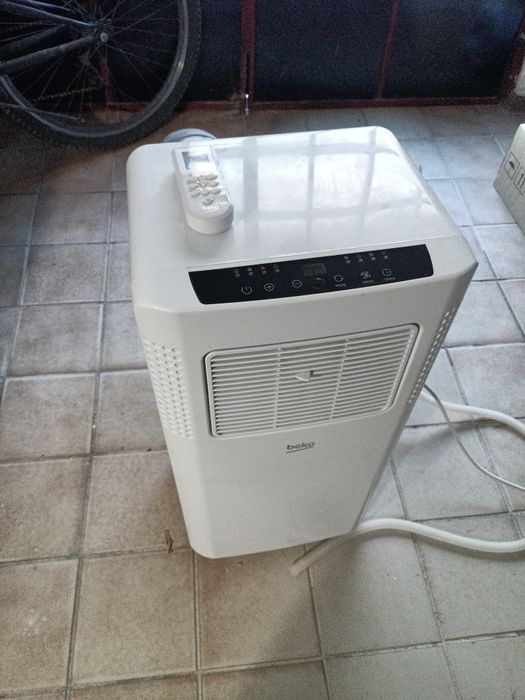 Мобилен климатик Беко
