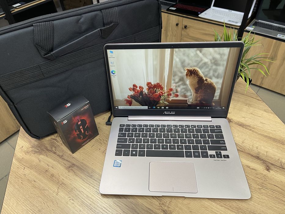Стильный Asus с металлическим корпусом
