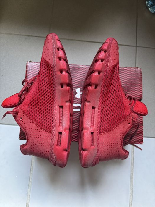 Adidasi Under Armour Hovr, masura 43