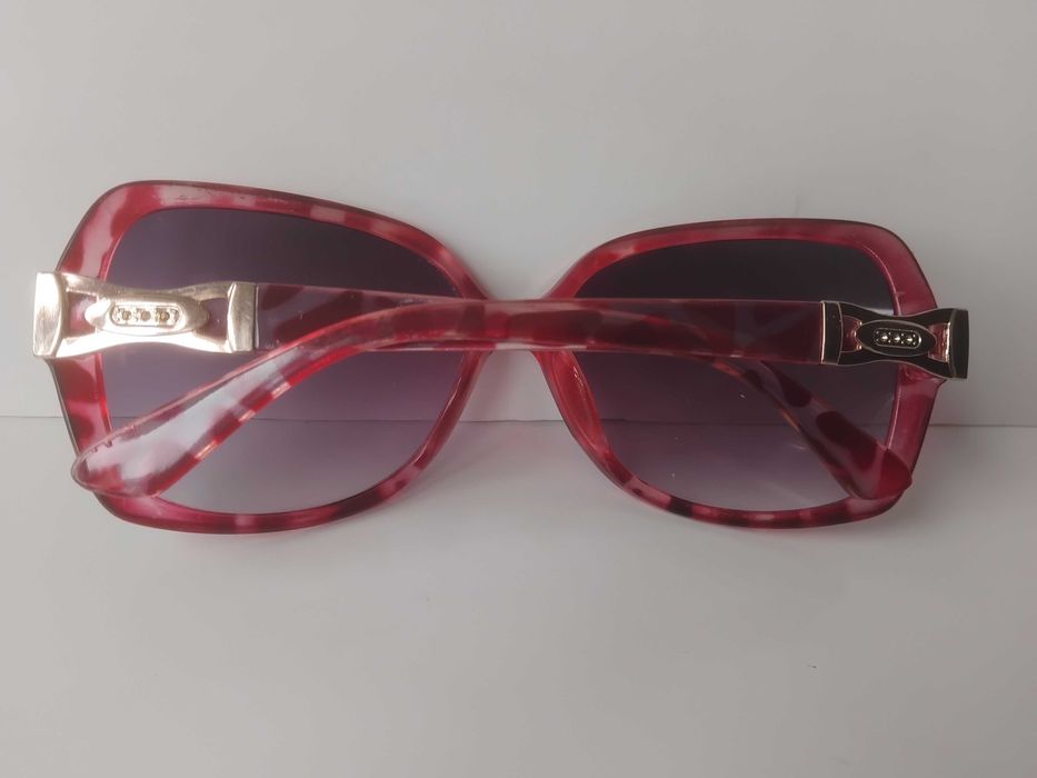 Дамски слънчеви очила с бордо леопардов принт