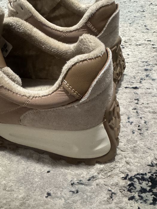 Продам кроссовки