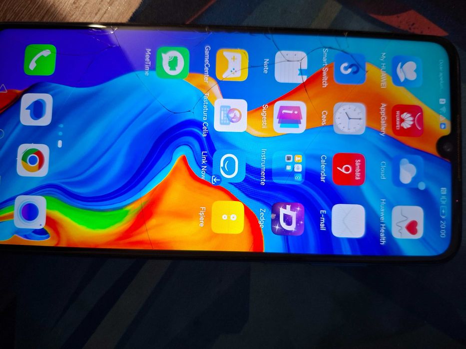 Vînd huawei p20 lite