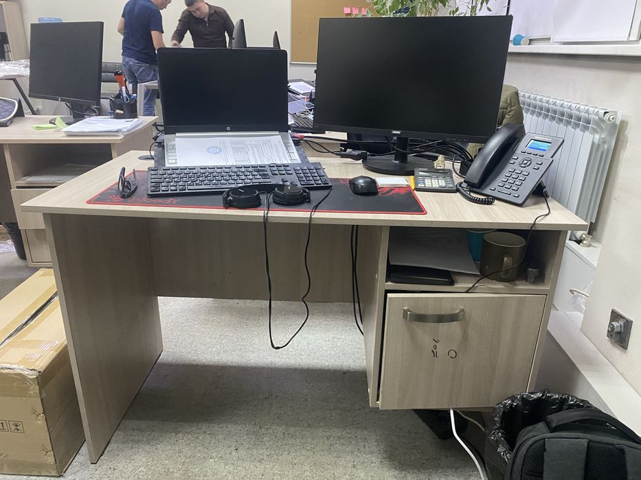 Офисный стол, парта, как новый