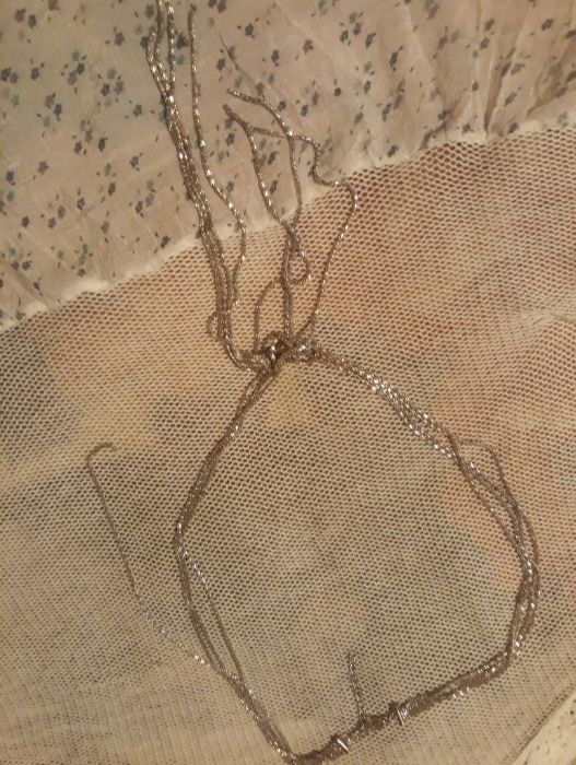 Сребристо Колие