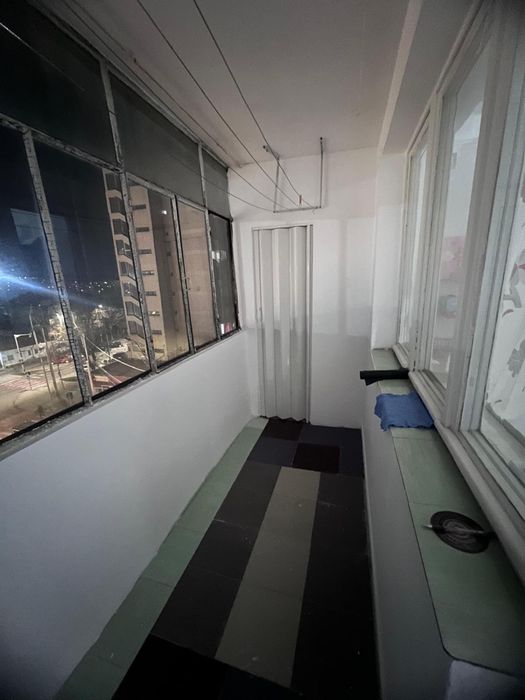 PF vând garsonieră decomandată 32mp+ balcon 6mp, etaj 5/10 centrală