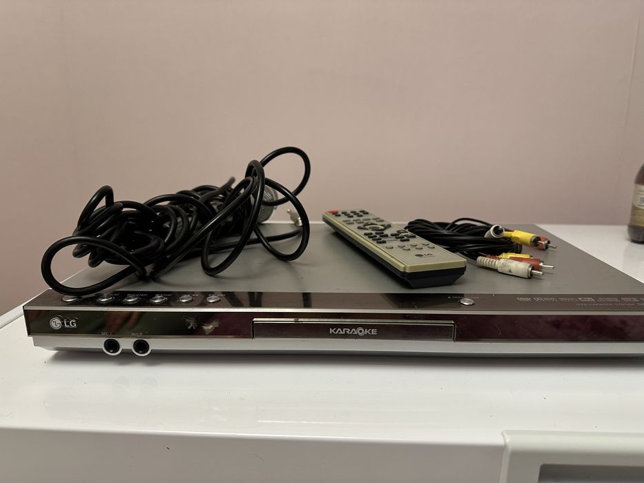 Продам DVD LG б/у