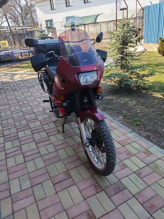 Honda transalp 600
