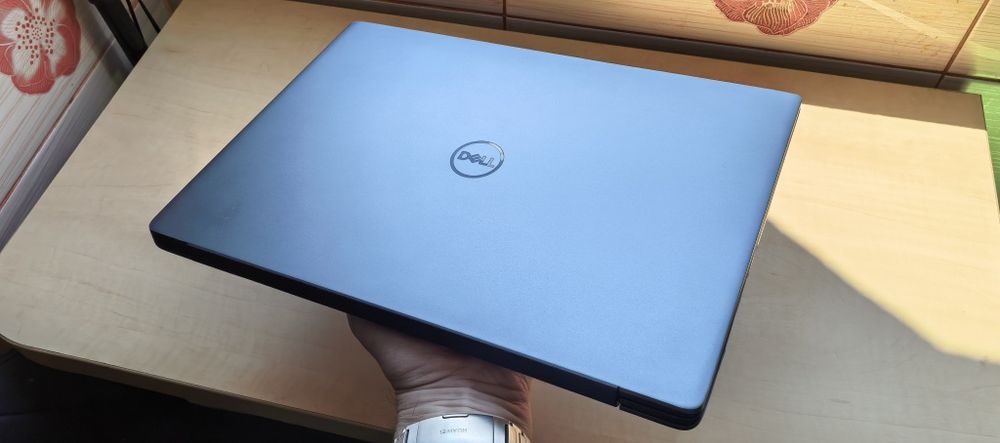 Laptop Dell Vostro_14"FHD IPS__i7-10510U__16GB DDR4__512GB SSD__NVidia MX 250__NOU 10/10