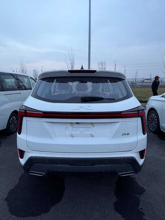 JAC JS8 PRO Flagship+ кроссовер