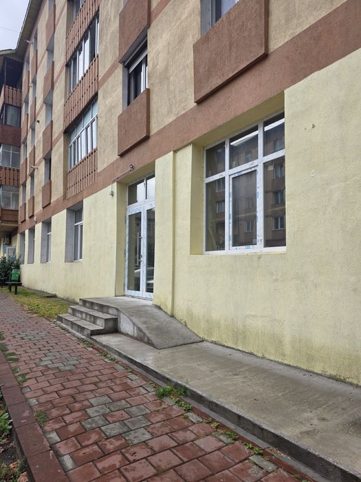 Închiriez Spațiu Comercial 170 mp
