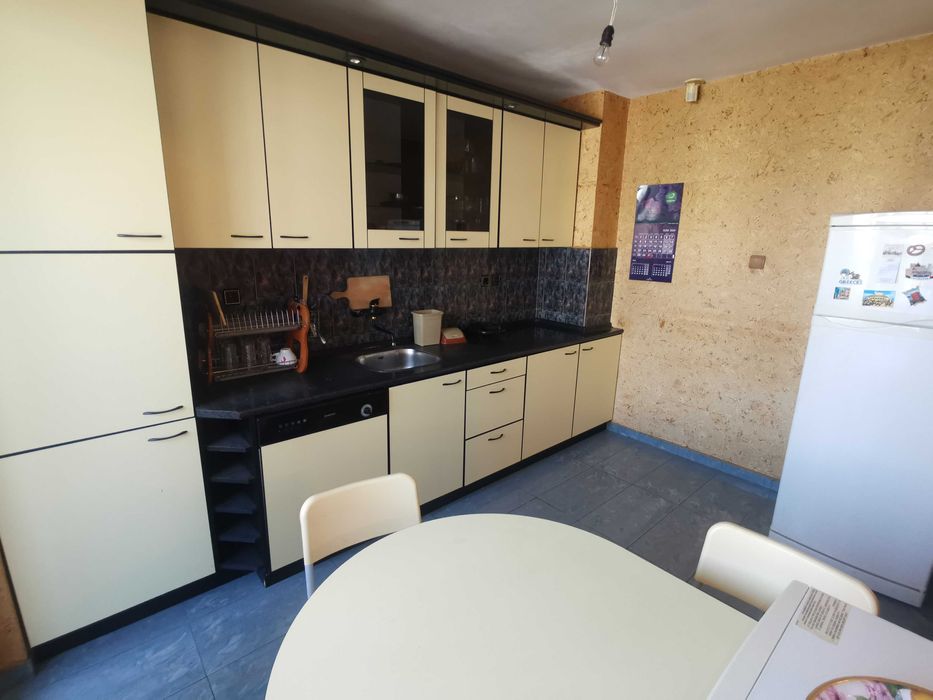 Дава се под наем Тристаен апартамент в София, Младост 2 - 120 кв.м за 561 € - Снимка #4