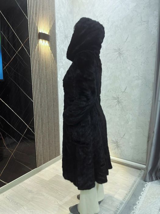 Продам шубу норковую