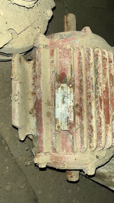 Двигатель асинхронный 950 об/мин