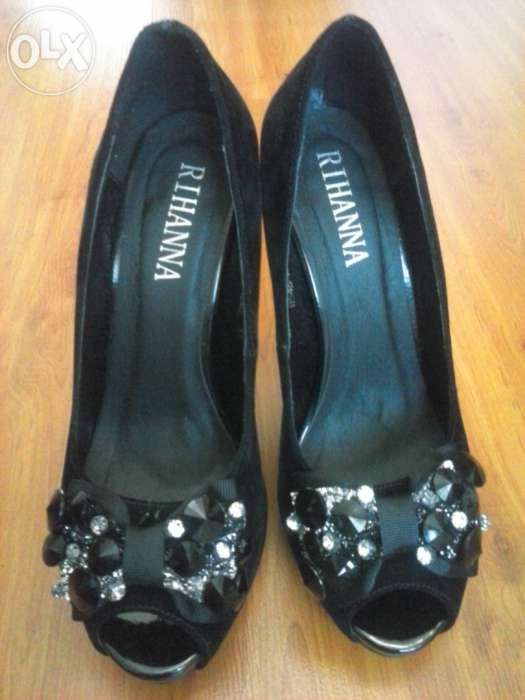 Туфли замшевые черные, 37 размер