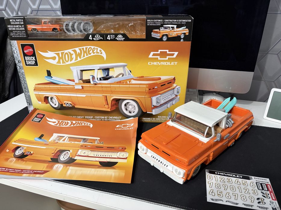 лего HotWheels chevrolet