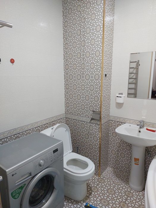 2 xonali kvartira sotiladi