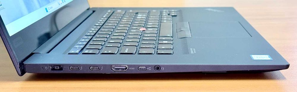 15.6" 4K OLED Touch/i7-9850H/32GB DDR4/512GB SSD/Lenovo X1 Extreme 2