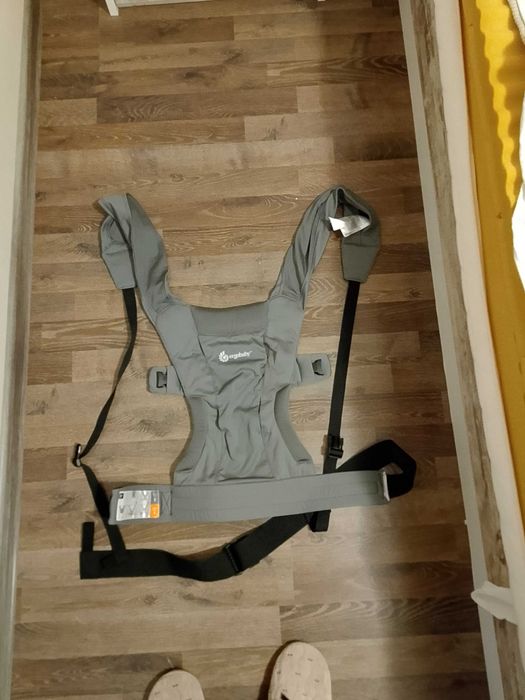 Ергодинамична раница "Ergobaby"