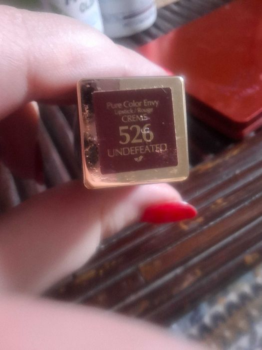 Червила MAC, Lancome, Estee Lauder, Fenty