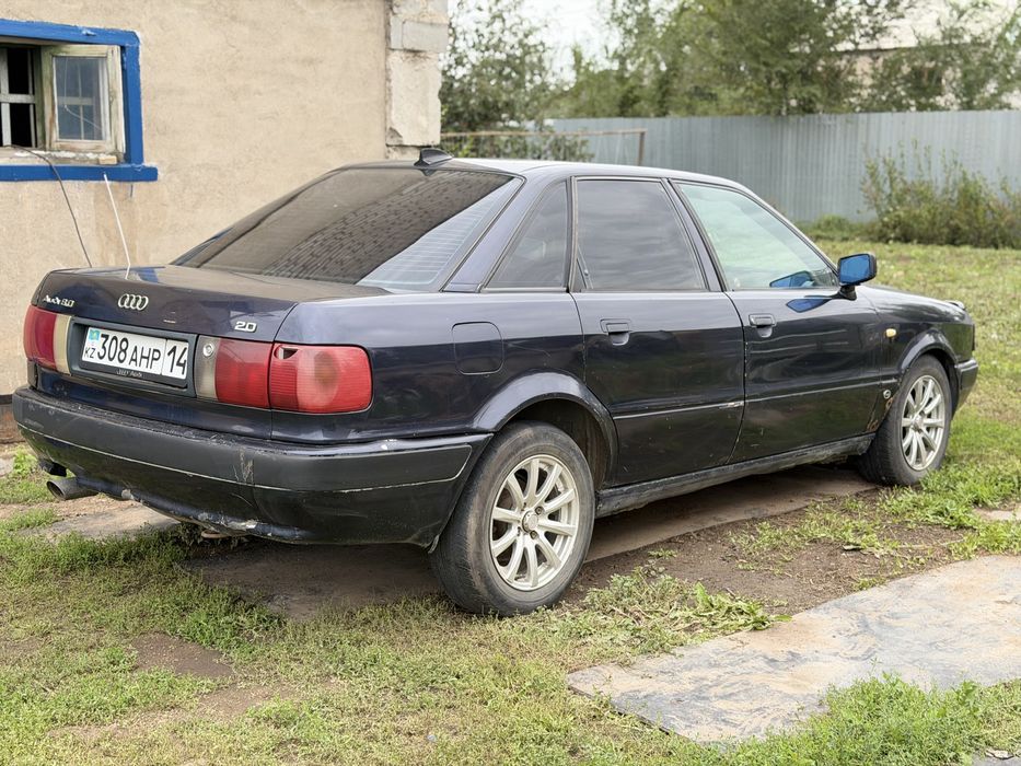 Audi 80 B4 в хорошем состоянии