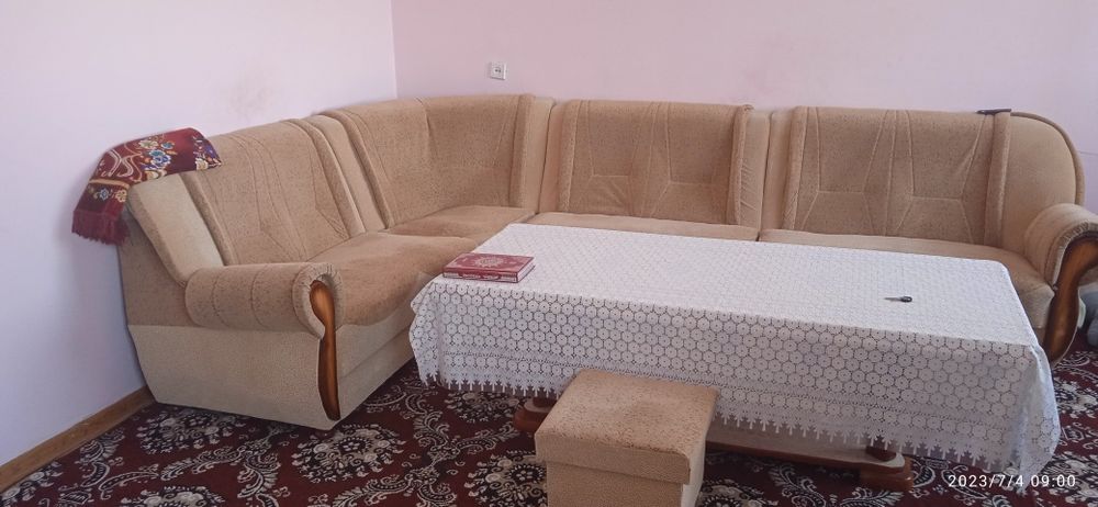 Уч хоналик Уй Истиклол стадиони рупарасида 2 хоналик Уй