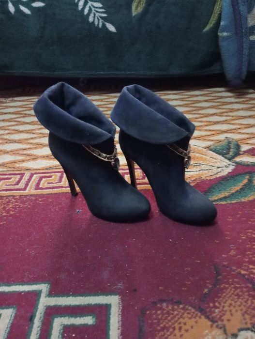 Женские полусапожки