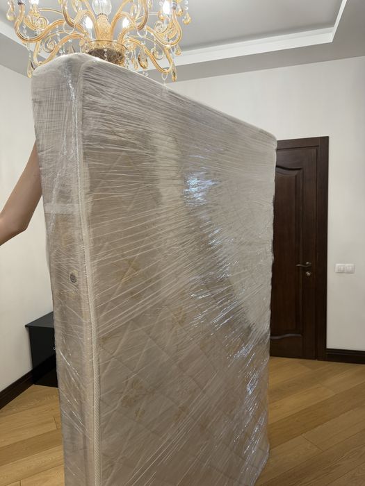 Продается матрас 180×200