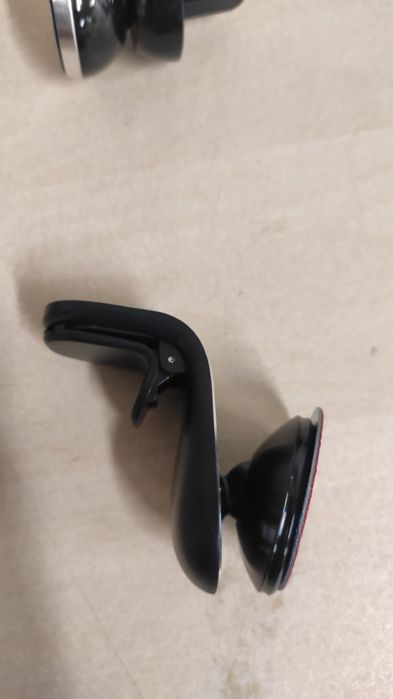 Поставка за телефон за автомобил