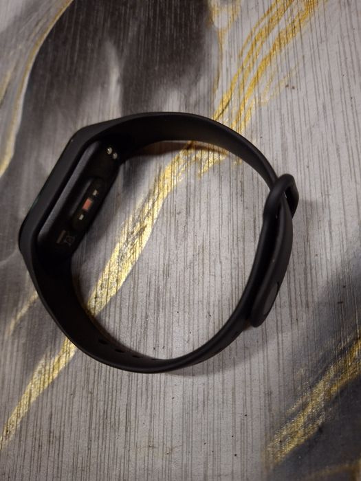 Чисто нов смарт часовник дамски