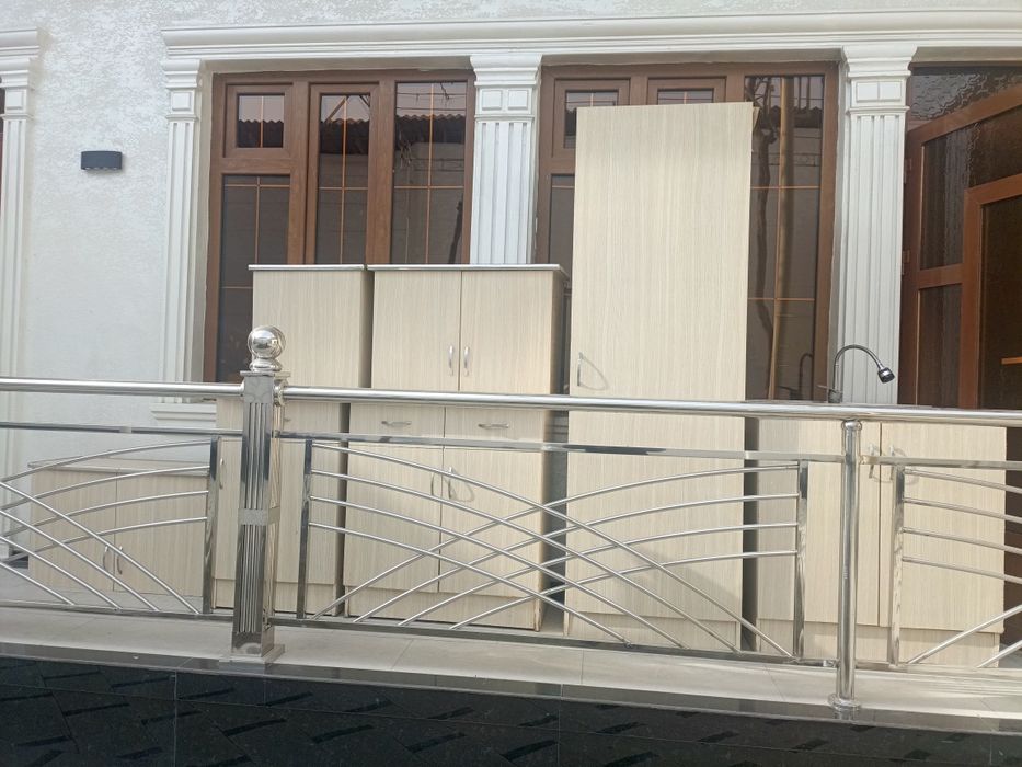 Продаётся Кухонный мебель