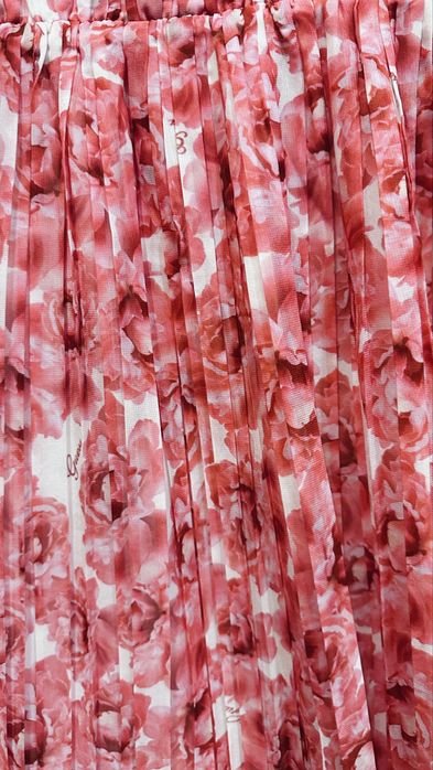 Рокля плисе Guess