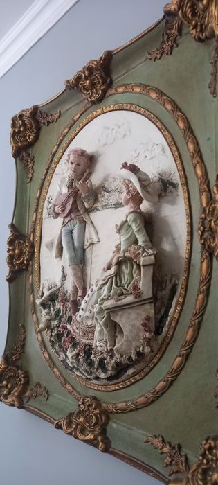 Объёмная картина барельеф в золотой раме 70×80см