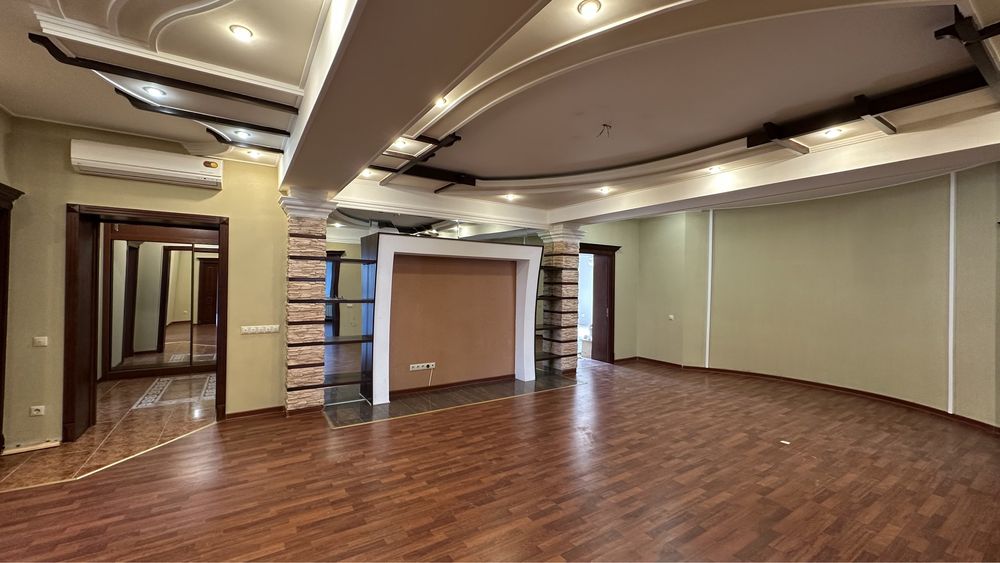 Продаётся 335кв Дархан Акай Сити Кари Ниязова