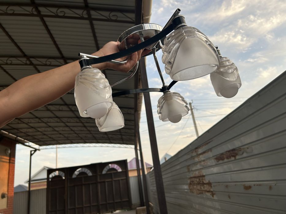 Люстры 3 шт + 1 в подарок