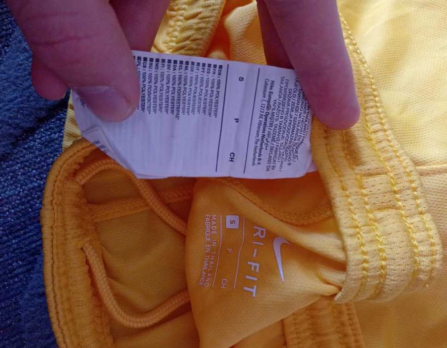 Оригинални къси панталони на Барселона