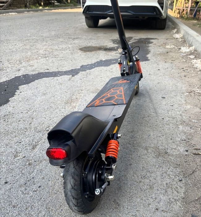 Электросамокат быстрый Ninebot KickScooter MAX G30