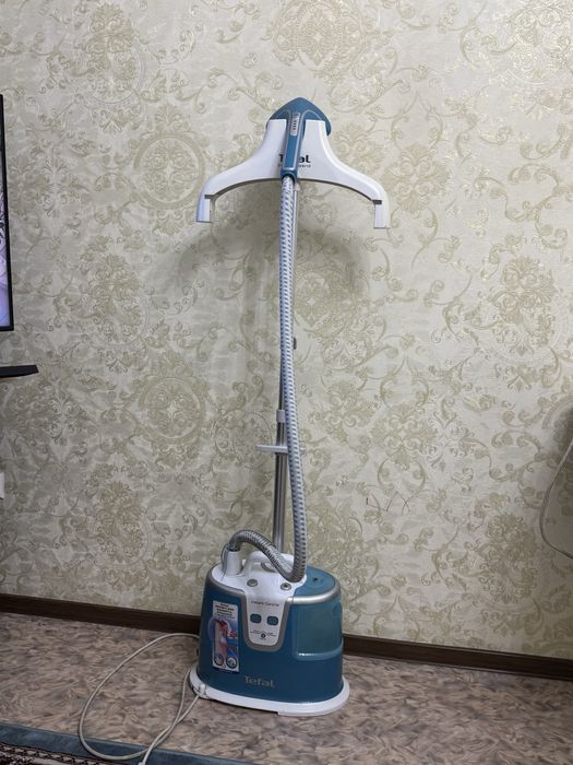 Вертикальный отпариватель Tefal IS8360