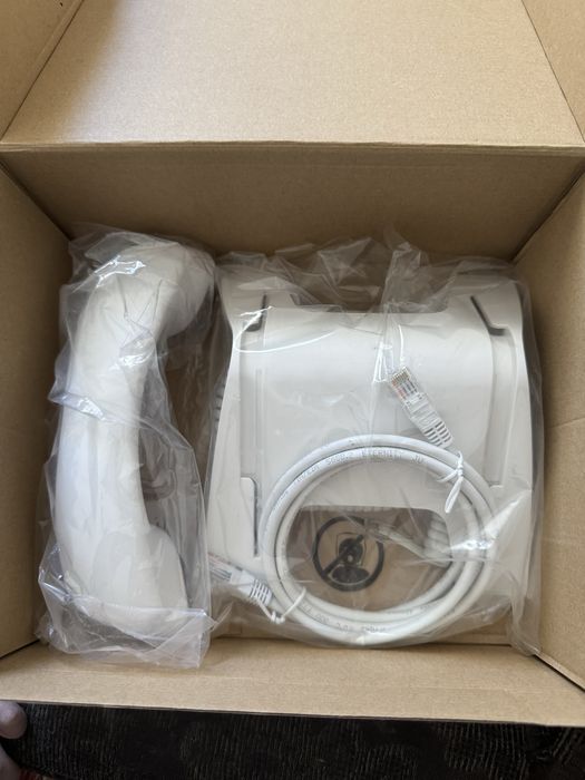 Офисный IP телефон SNOM