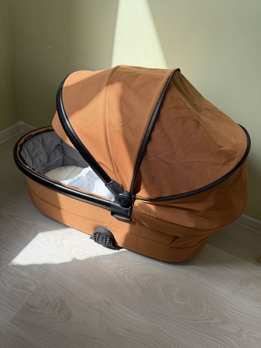 Продам коляску anex Type 2в1