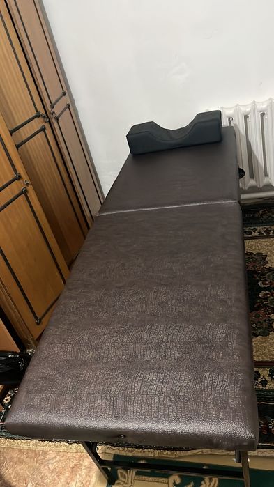 Кушетка для наращивания ресниц