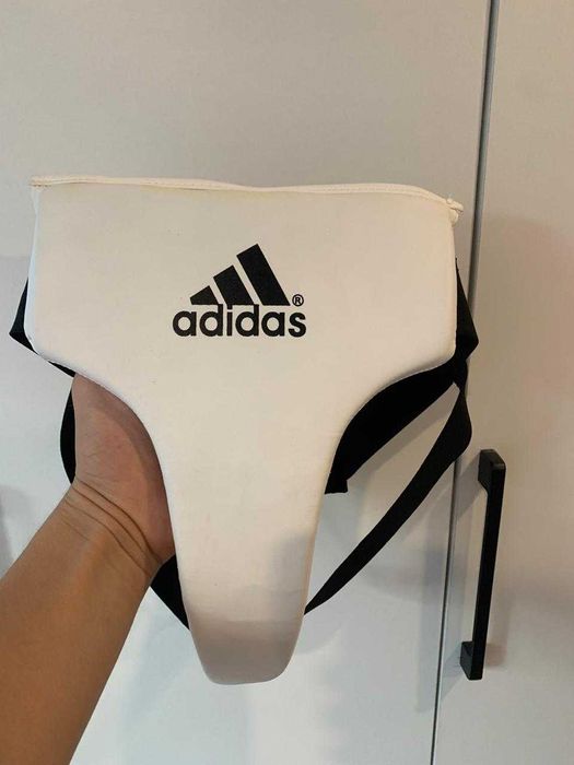 Продам кимоно и амуницию