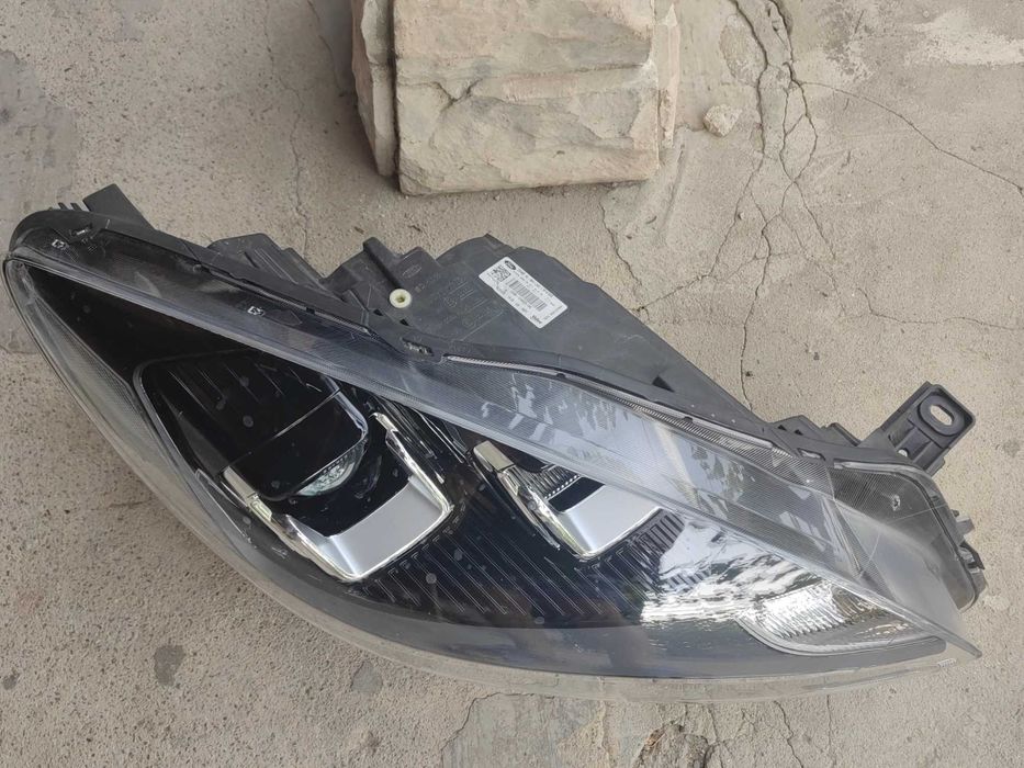 Фар Ford Kuga H7 десен / Фар Форд Куга Оригинален
