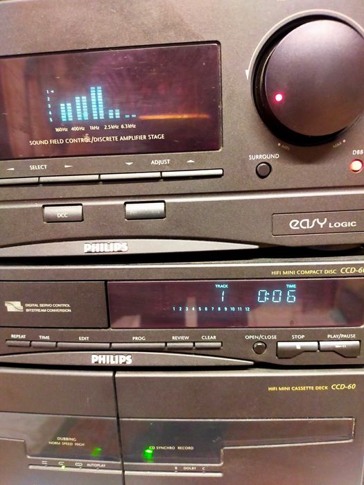 sistem ” PHILIPS cu boxe originale 2x50w.