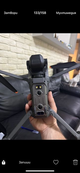 Продавам DJI Mavic 3 Pro Fly More Combo (DJI RC) – Отлично състояние + Подарък ND филтри