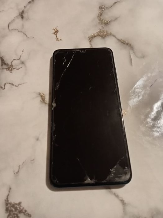 Продам телефон huawei p30 lite